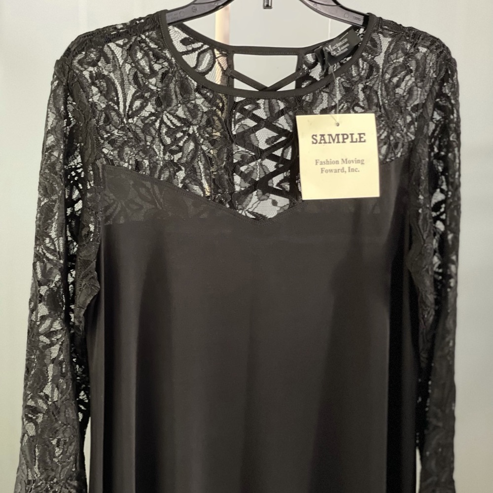 Mackenzie & James Black Lace Dress 2X